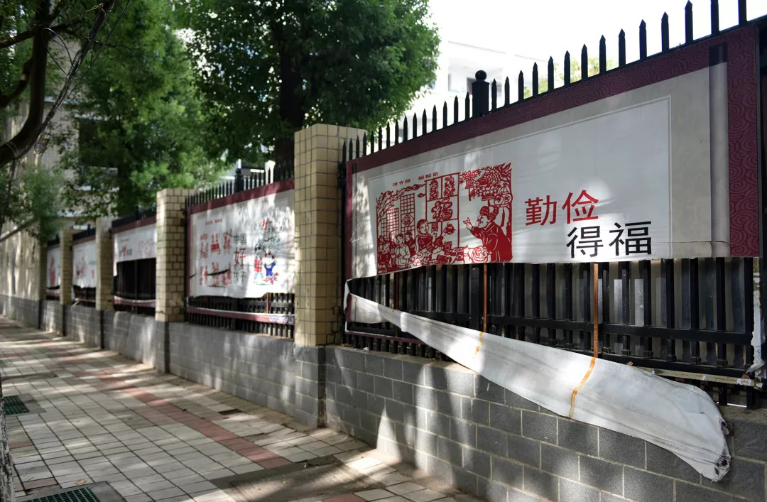 创建文明城市广告牌图文,创建文明城市公益广告竖排