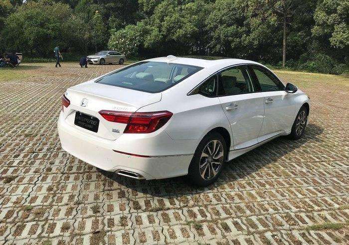 新款2022本田思铂睿,思铂睿2.4比八代雅阁多几十匹马力