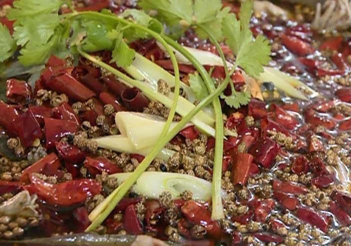 廖姥爷美蛙鱼头晋宁店,晋宁吾悦广场美蛙鱼头团购