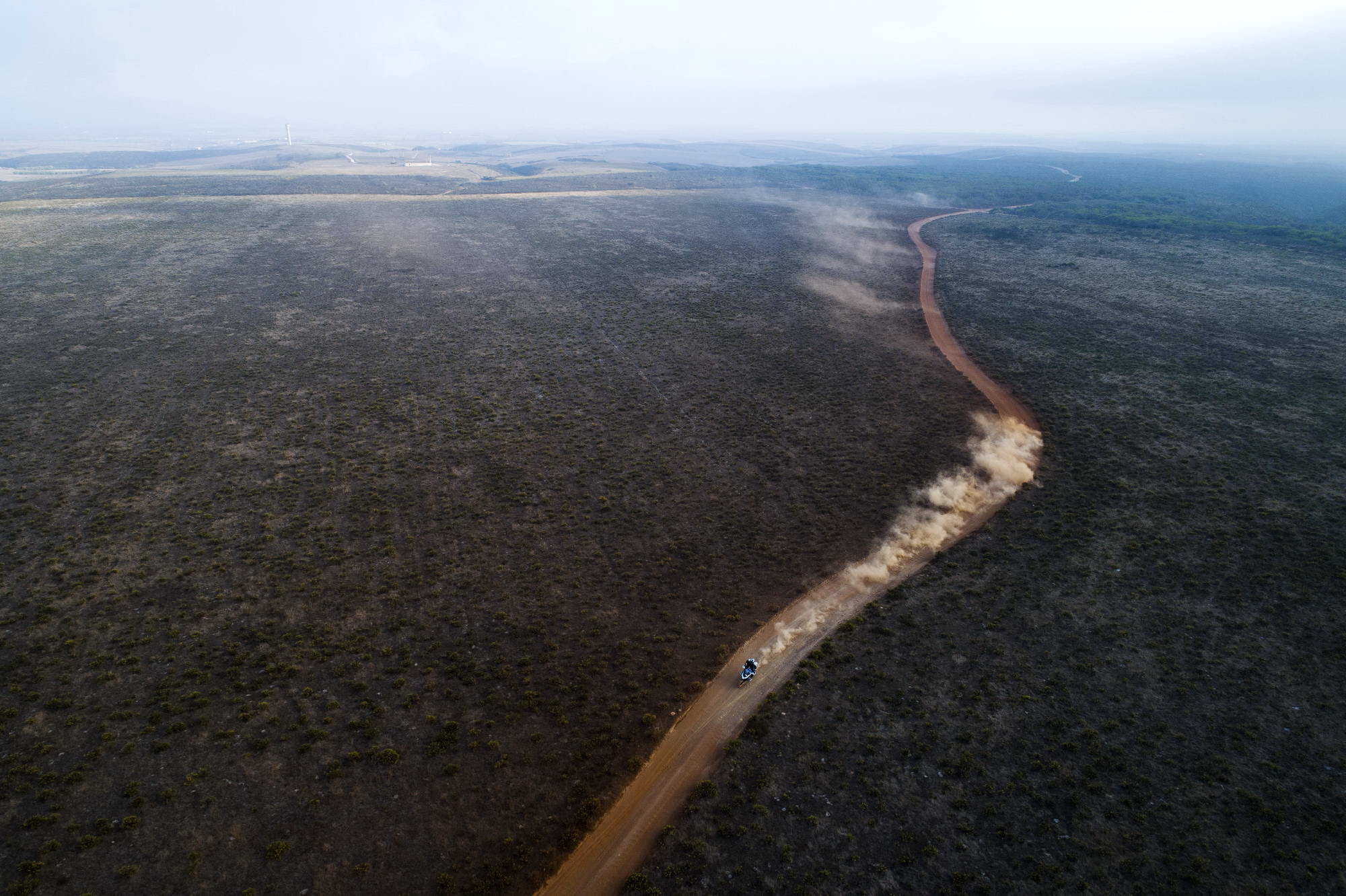宝马r1250gshp版黑色款,高清宝马r1250gs壁纸