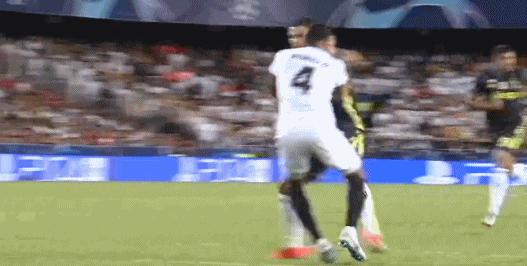 c罗被红牌罚下意味着什么,红牌对下一场的影响