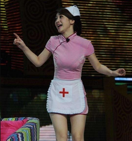 柳岩穿护士服是什么节目,柳岩穿护士服参加过的晚会