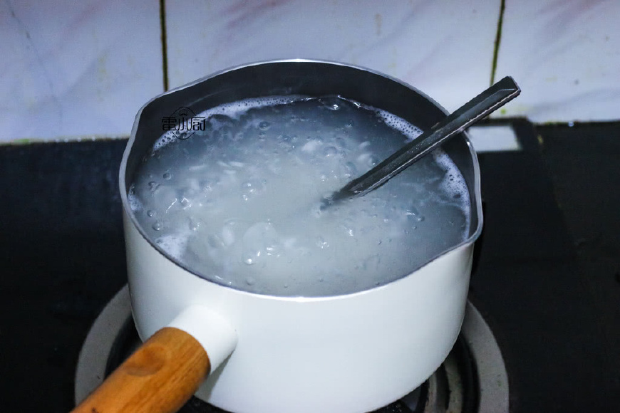 为什么煮的粥不粘稠像一碗汤一样,自己煮的粥不够粘稠
