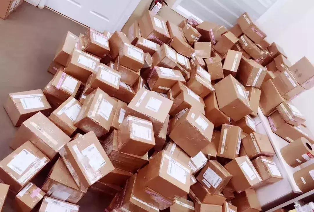 墨大女留学生自述:帮你们代购,还要被迫和澳洲人拍照?