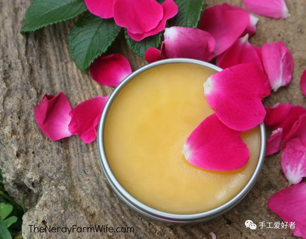 跟妈妈一起做护肤,和妈妈一起做皮肤管理