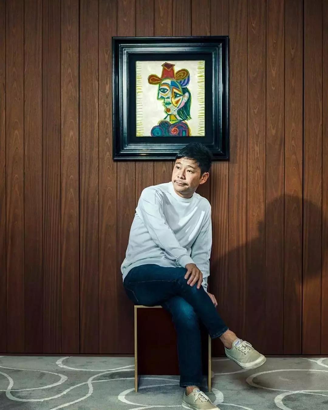 土豪界的泥石流,他花17亿成世界首位坐私人火箭环游月球的人……