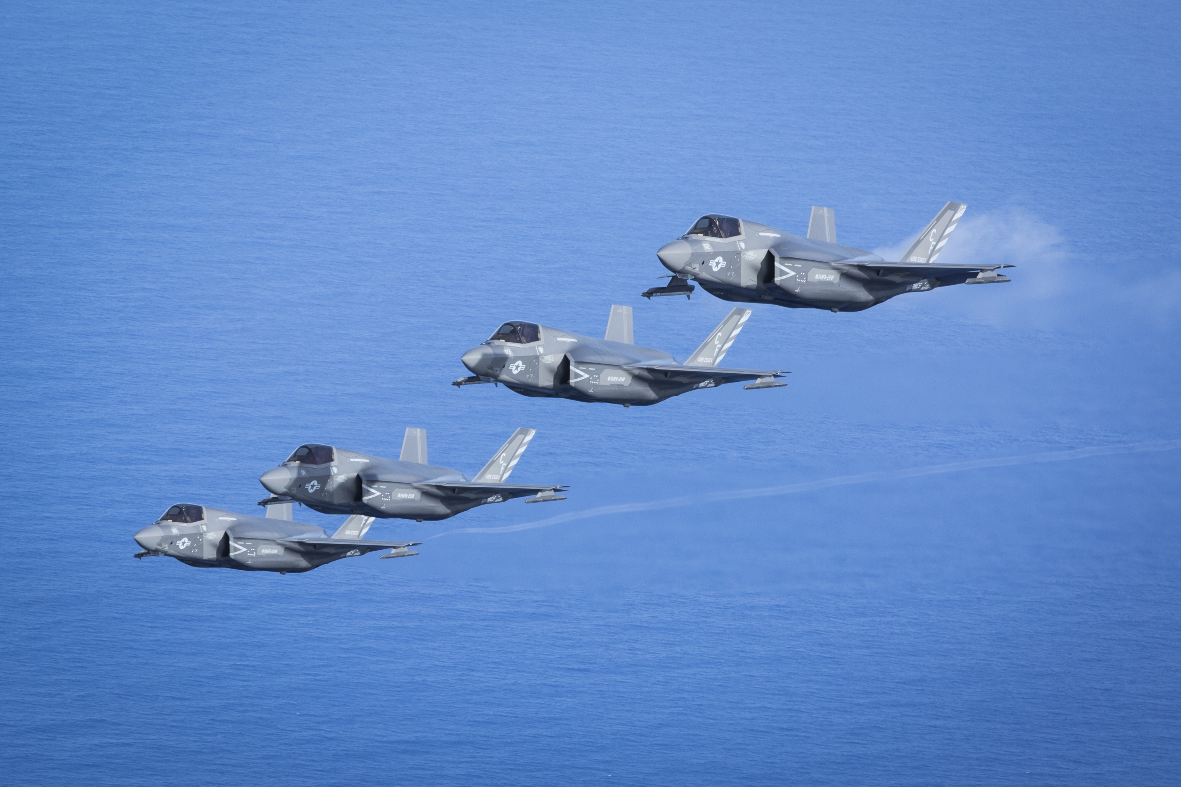 壮志凌云空战镜头是如何完成的,壮志凌云空战最经典片段