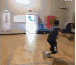 韦德拜佛过人,韦德实用技术动作