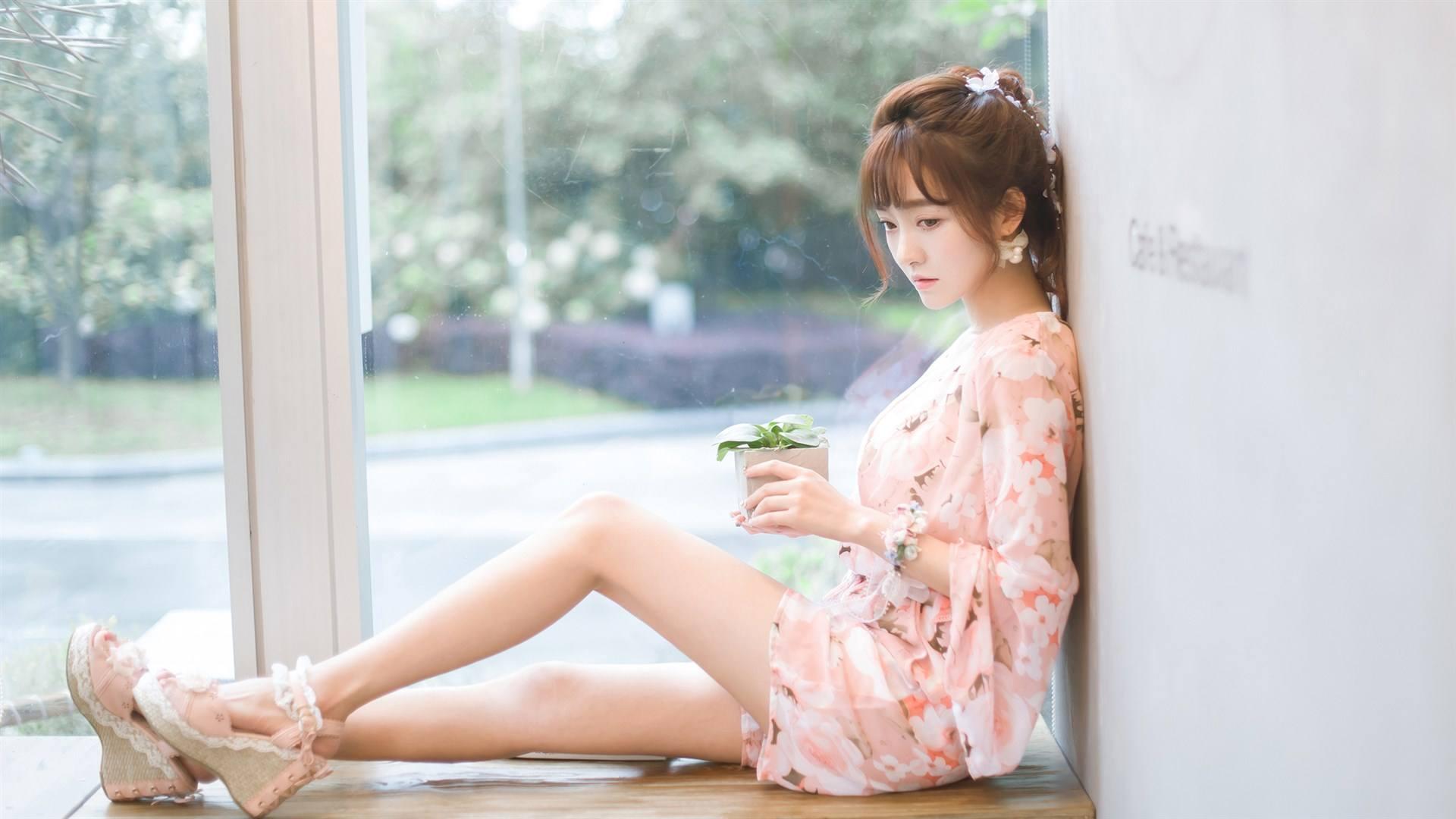 用了很久的护肤品突然过敏,用了一段时间的护肤品脸有点痒