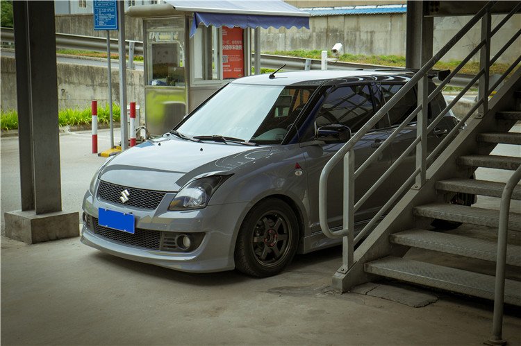 雨燕1.3自吸能有多猛,开了10年铃木雨燕的感受