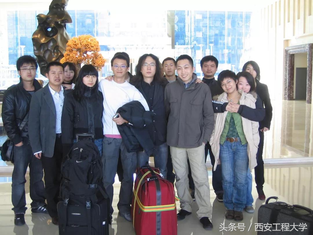 最“牛”创业！用300元起步，从500元一单到50000元一单，他做到了！