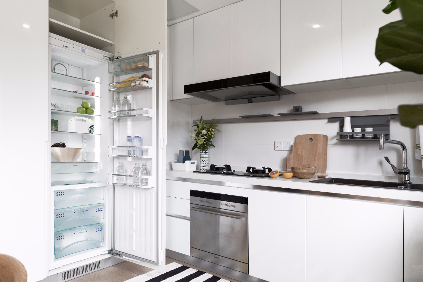 西湖之畔杭州,杭州西湖之畔