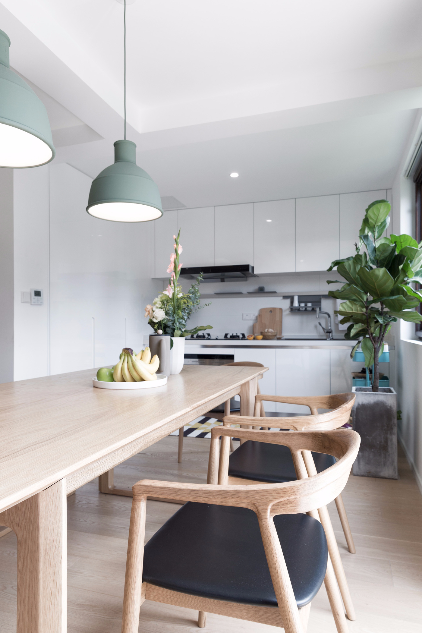 西湖之畔杭州,杭州西湖之畔