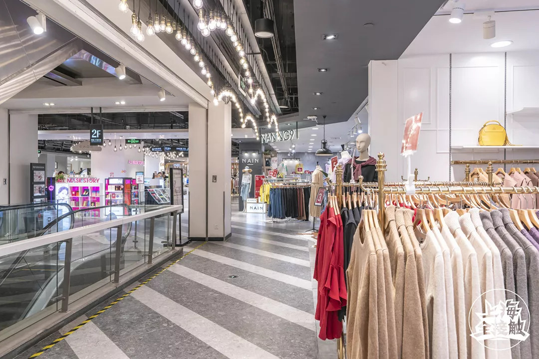 魔都上海奥特莱斯,上海魔都奥特莱斯广场