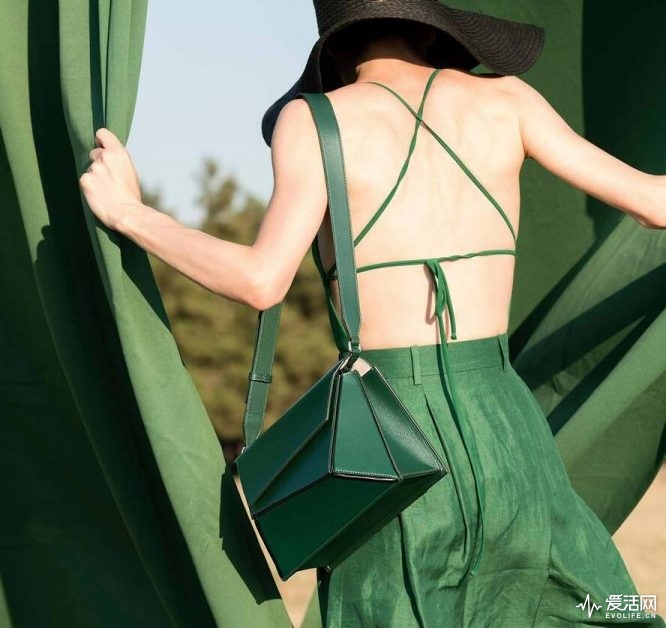 万元内值得买的大牌包,万元内值得买的车