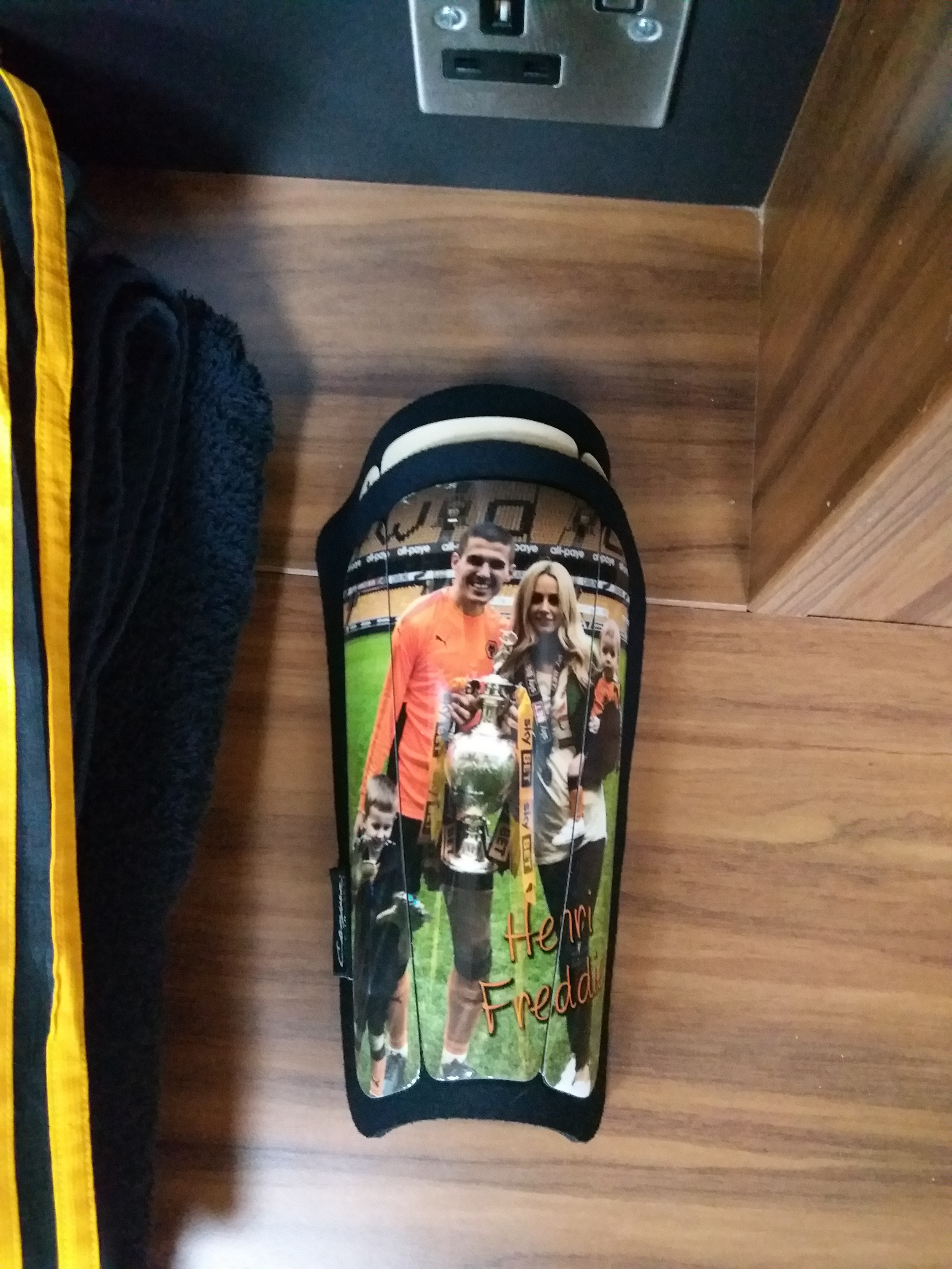 英超护腿板哪个牌子好,英超儿童护腿板