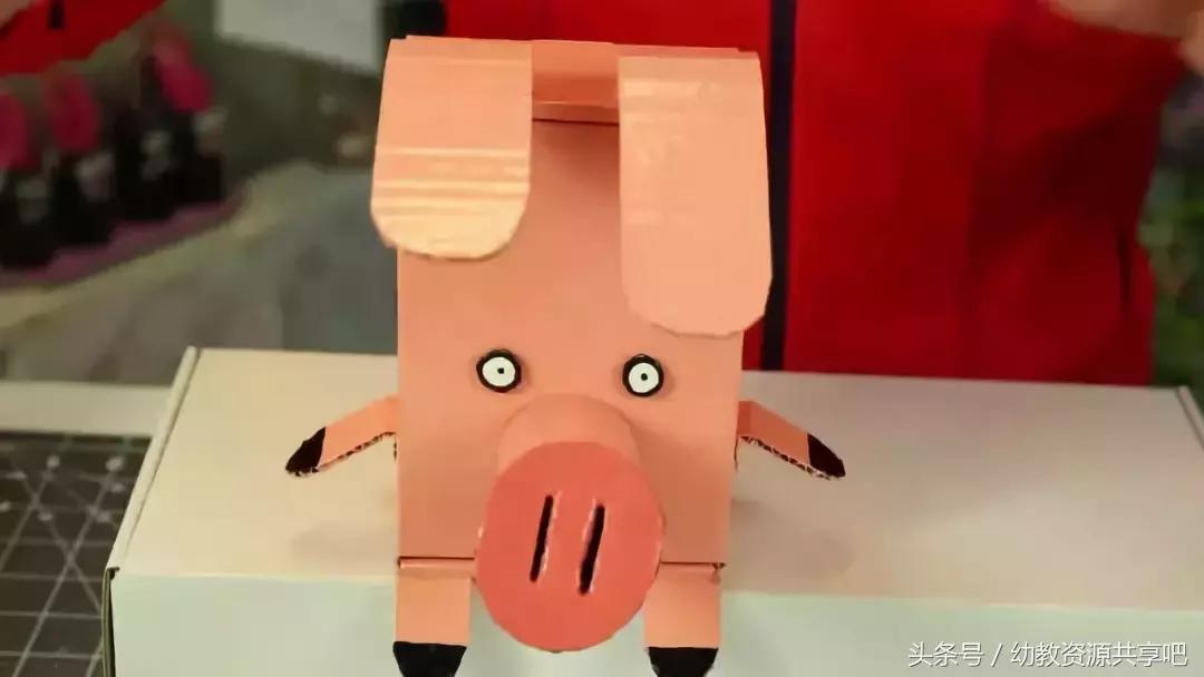 快递纸箱、一次性纸杯还能这么玩？老师们也太有创意了吧~