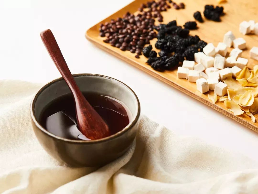 酸枣仁和酸枣仁膏哪个效果好,复方酸枣仁膏能治深度失眠吗