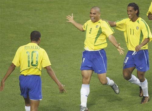 世界足坛三人,世界足坛十大梦幻三人组