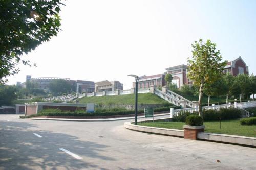 江苏非公办大学排名，第一名实力太强，全国最早的民*本科办**大学