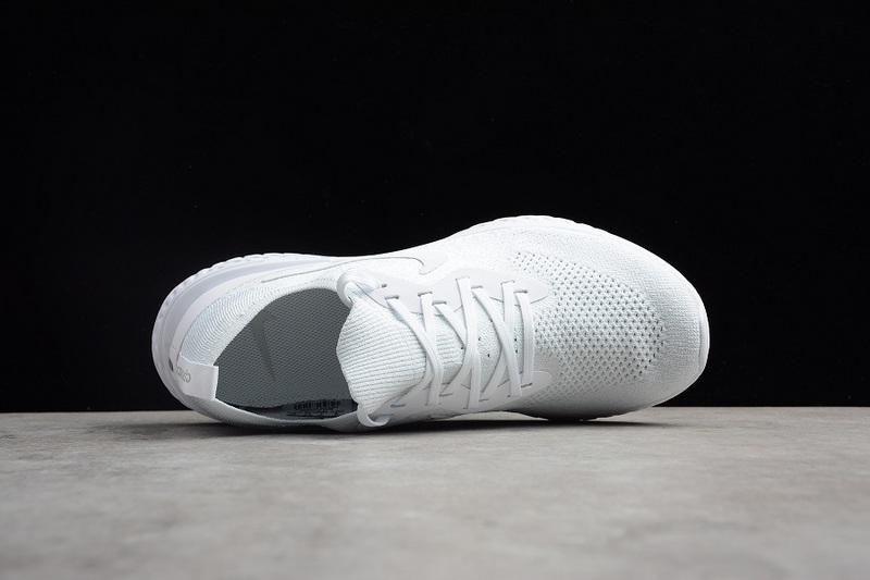 除了小白鞋还有哪种鞋比较百搭,除了小白鞋还有什么休闲鞋推荐