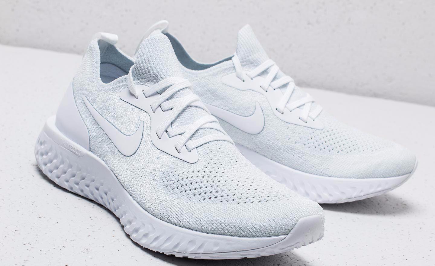 除了小白鞋还有哪种鞋比较百搭,除了小白鞋还有什么休闲鞋推荐