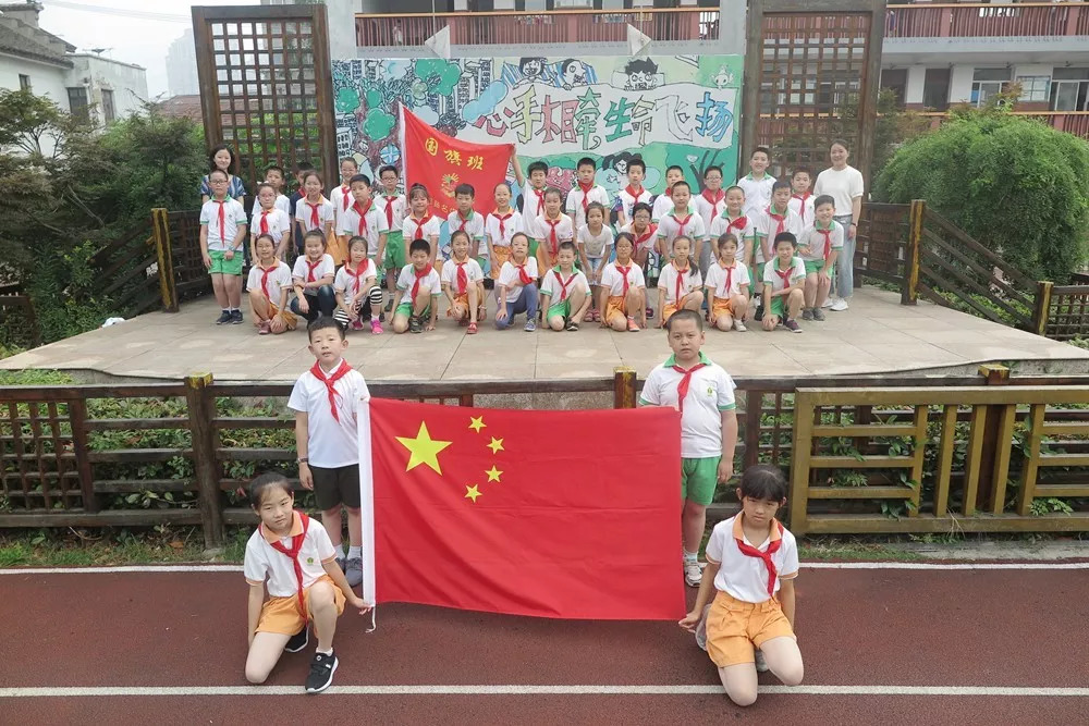 无锡小学校服一览表英伦风,无锡各个初中学校校服