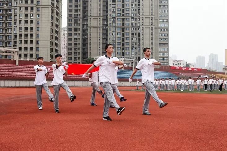 无锡小学校服一览表英伦风,无锡各个初中学校校服