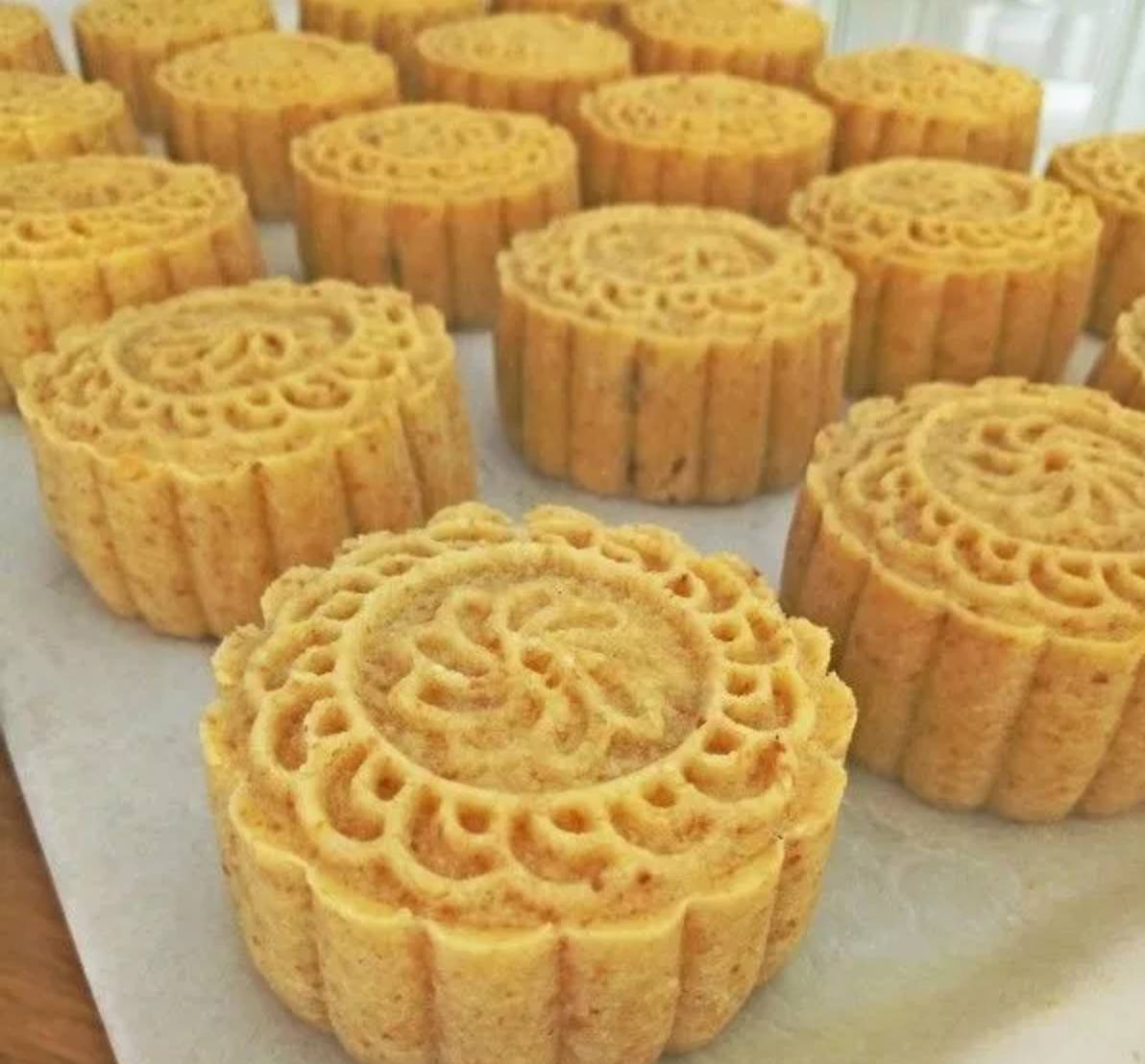 人在吃秤在看的意思,人在吃秤在看文字图片