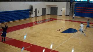 美国儿童篮球运球基本功,美国小学生篮球怎么练跑位