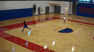 美国儿童篮球运球基本功,美国小学生篮球怎么练跑位