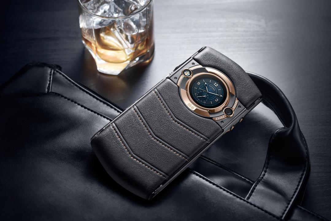 爱马仕新款手机包,爱马仕铂金包真的是18k金吗