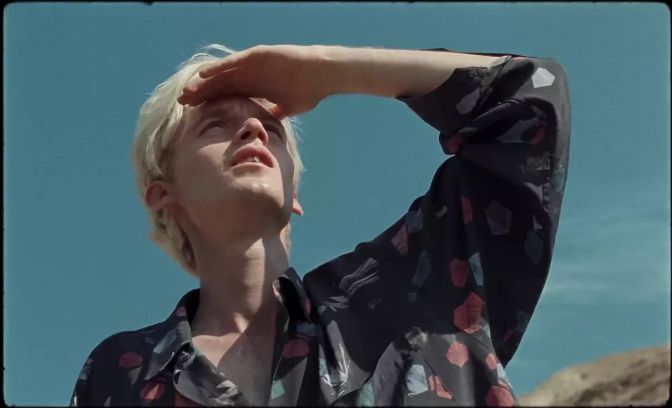 穷就是穷，穿越也翻不了身！