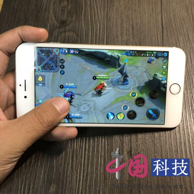 黑鲨游戏双边手柄测评,黑鲨游戏手机2代和3代