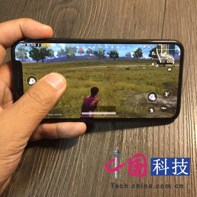 黑鲨游戏双边手柄测评,黑鲨游戏手机2代和3代