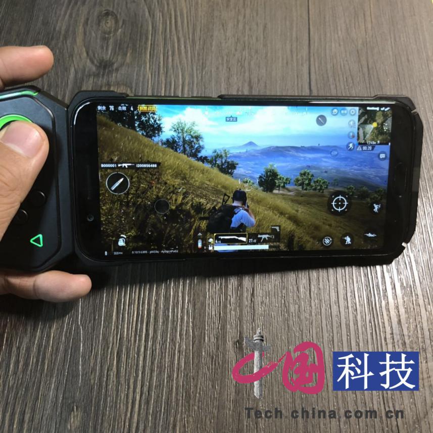 黑鲨游戏双边手柄测评,黑鲨游戏手机2代和3代