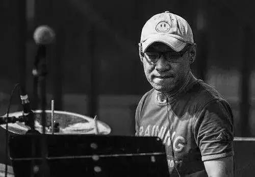 中国摇滚十大鼓手,鼓三儿张永光去世原因