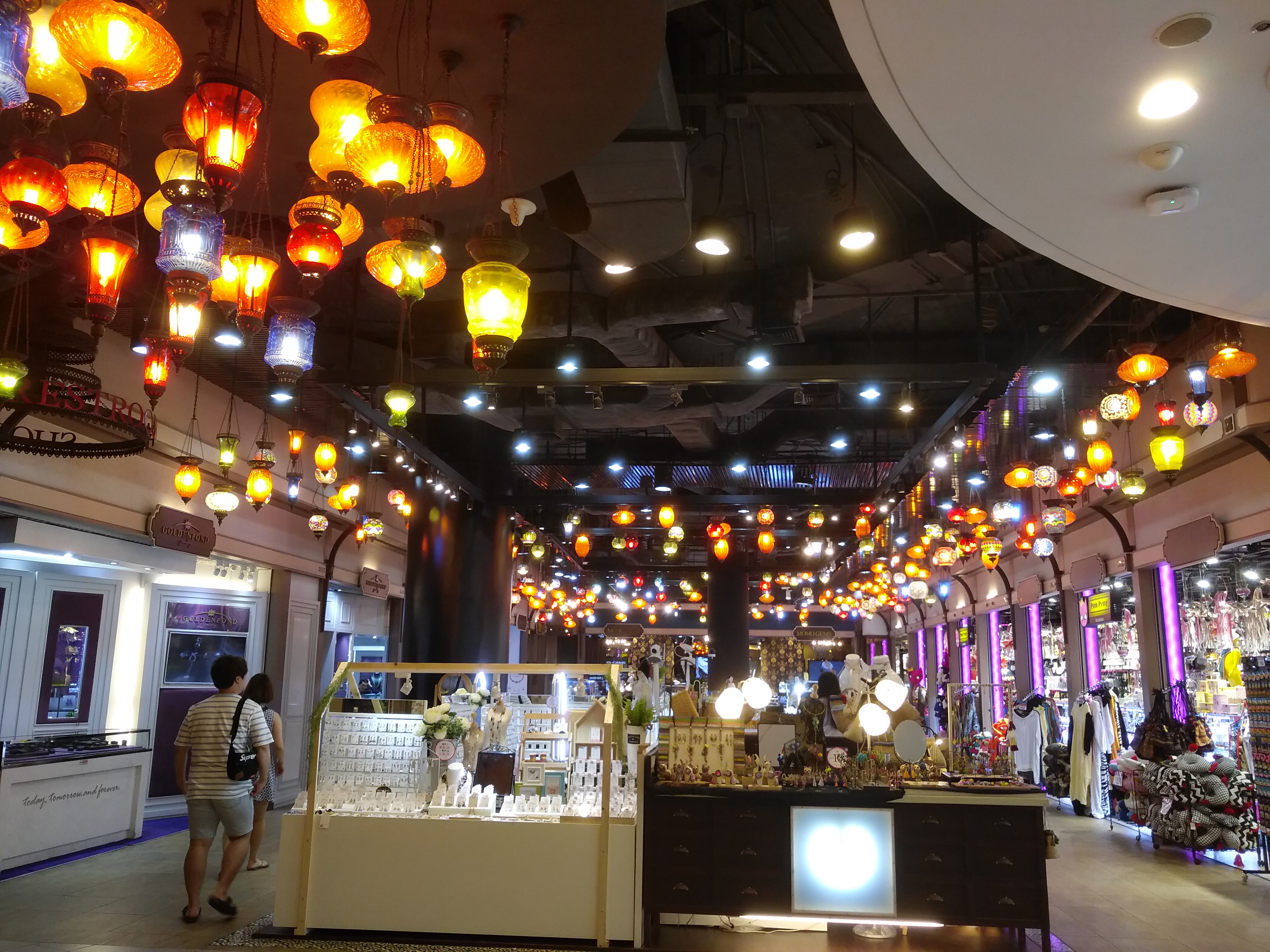 泰国曼谷自由行穷游,一个女人穷游中国的经历