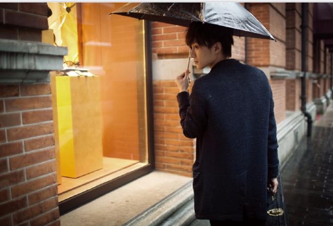 乔任梁去世粉丝悼念,陈乔恩悼念乔任梁的微博长文