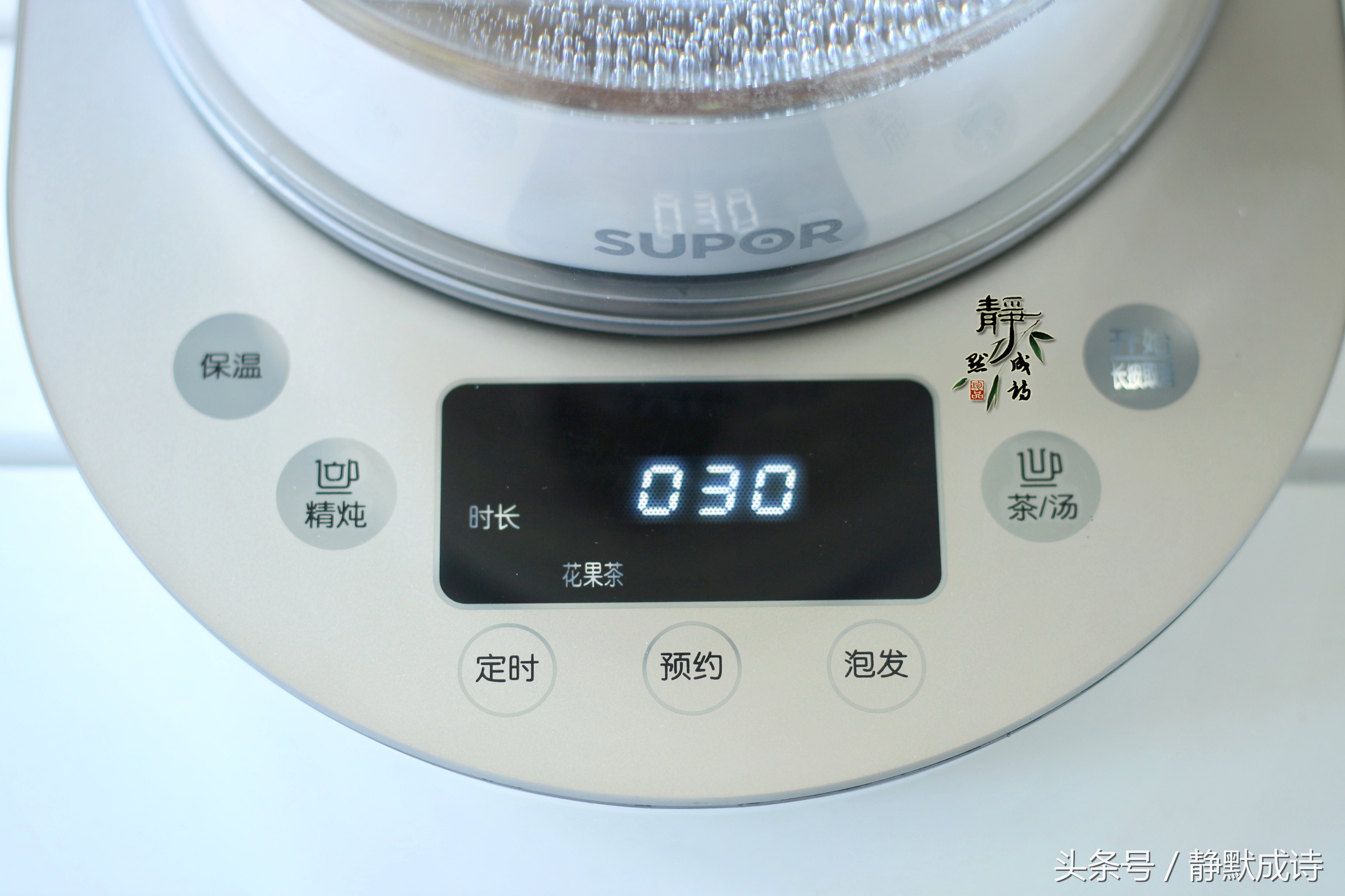 月饼吃不完啦该怎么吃呢,月饼吃腻了