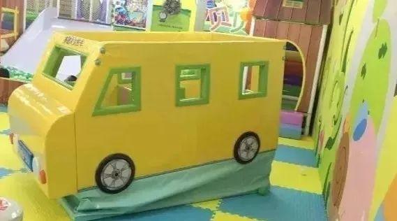 2岁宝宝耳朵化脓了,2岁宝宝耳朵流脓表现