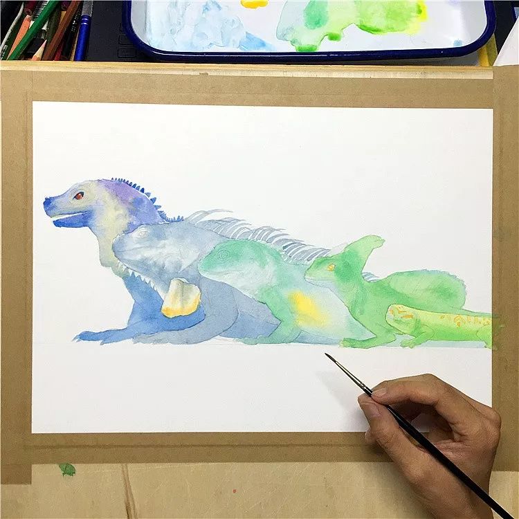 拥有800万超高人气，看看这位大神，是如何用水溶彩……