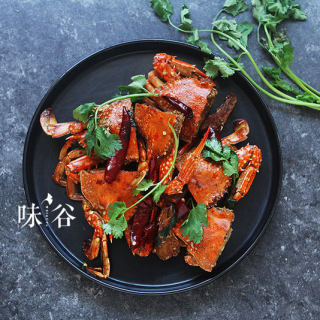 如何挑选有蟹黄的螃蟹呢?