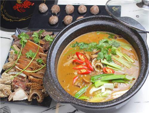 十一去三亚自助游攻略路线怎么走,这份三亚秋冬吃喝攻略请收好