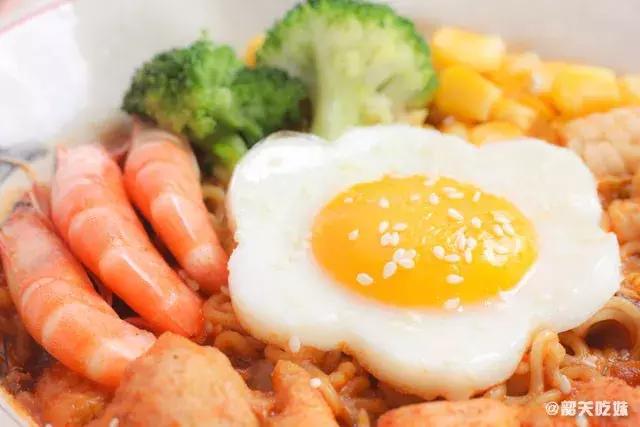 最火ins泡面小食堂,曾经红极一时的泡面小食堂