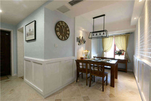 装饰房子墙面用什么扣板才好,墙面刷乳胶漆跟墙面扣板哪个省钱