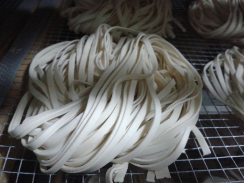 面条烘干用什么机器,即食面条烘干设备