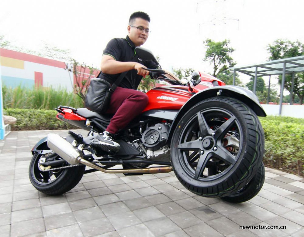 吉铭带蓬倒三轮摩托车,吉铭倒三轮摩托车价格