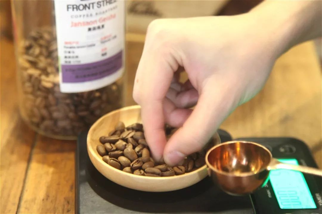 手冲咖啡入门教学,手冲咖啡第一步注意事项