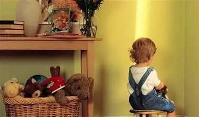 孩子当众出丑，怎样处理才能不伤孩子”面子“？